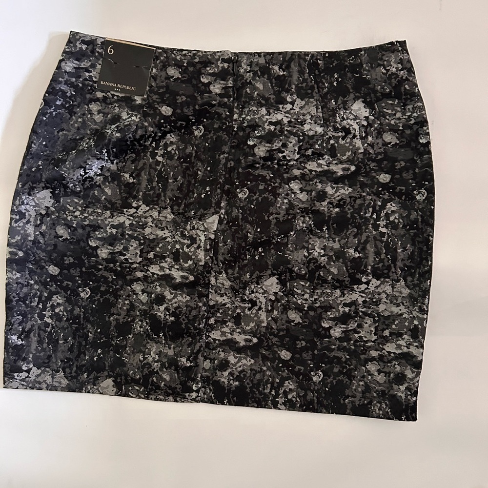 New Banana Republic skirt.